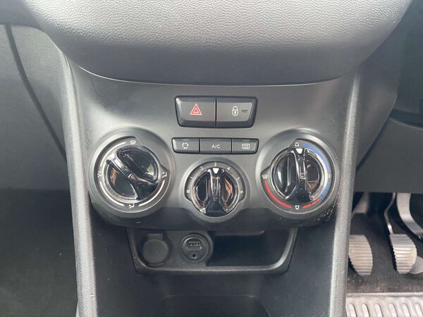 Used Peugeot 208 2013 for sale - 76280325: Photo 20