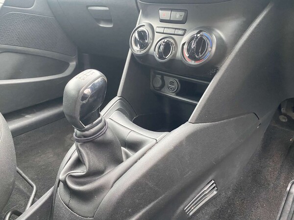 Used Peugeot 208 2013 for sale - 76280325: Photo 22