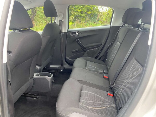 Used Peugeot 208 2013 for sale - 76280325: Photo 26