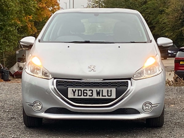 Used Peugeot 208 2013 for sale - 76280325: Photo 4