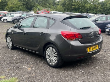 Used Vauxhall Astra 2011 for sale - 79253523: Photo