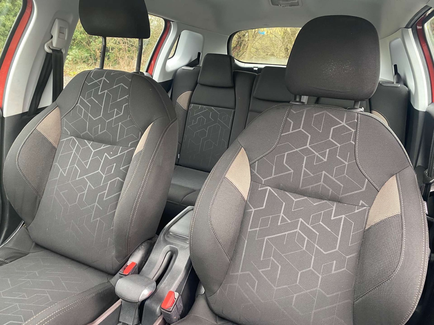 Used Peugeot 2008 2015 for sale - 77531902: Photo 14