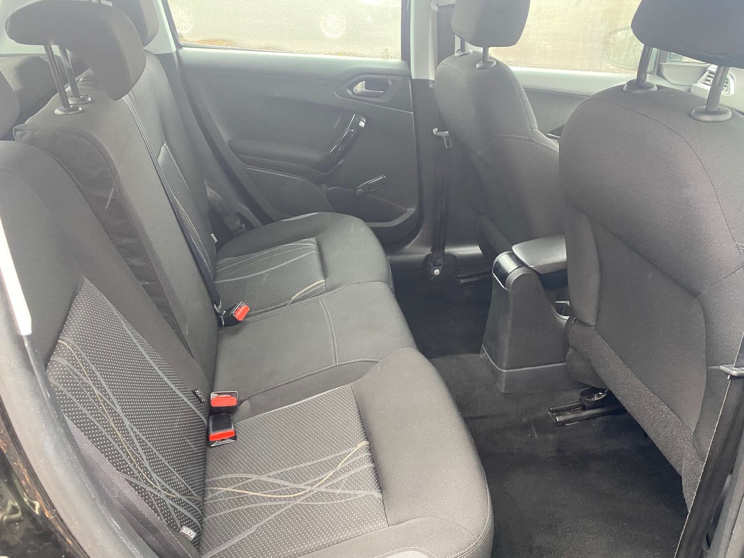 Used Peugeot 208 2014 for sale - 76333094: Photo 25