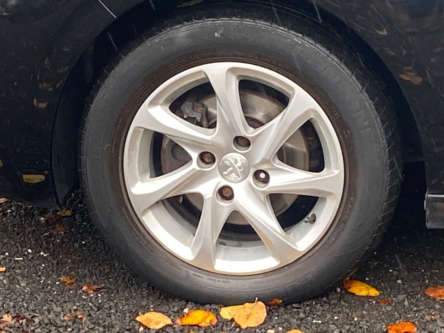 Used Peugeot 208 2014 for sale - 76333094: Photo 31