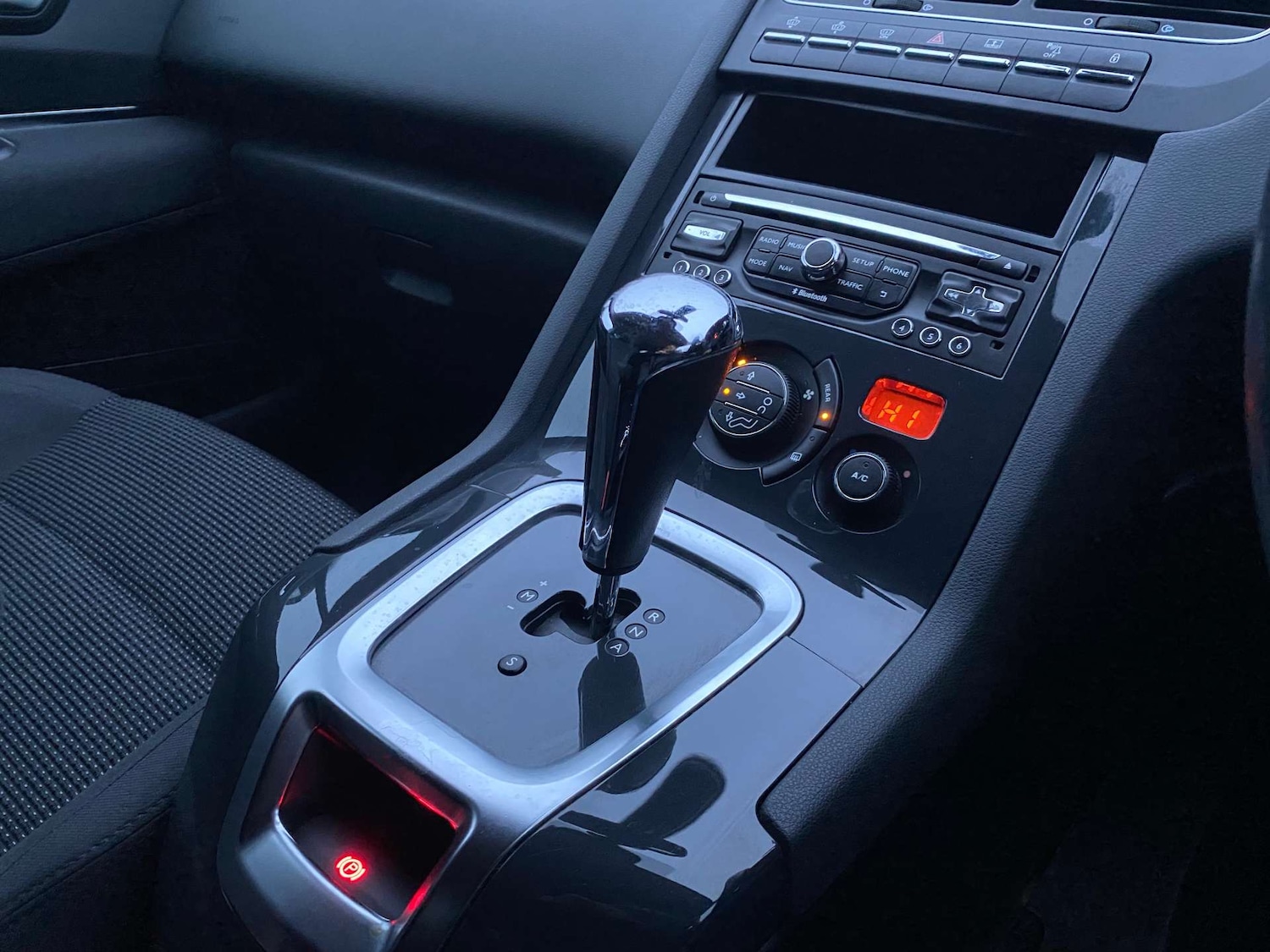 Used Peugeot 5008 2015 for sale - 76751446: Photo 18