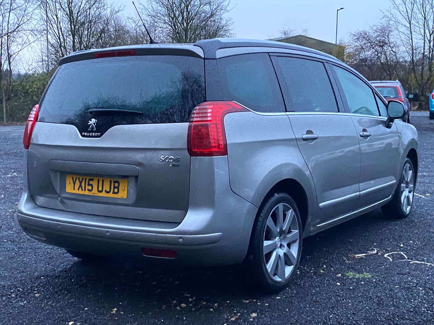 Used Peugeot 5008 2015 for sale - 76751446: Photo 8