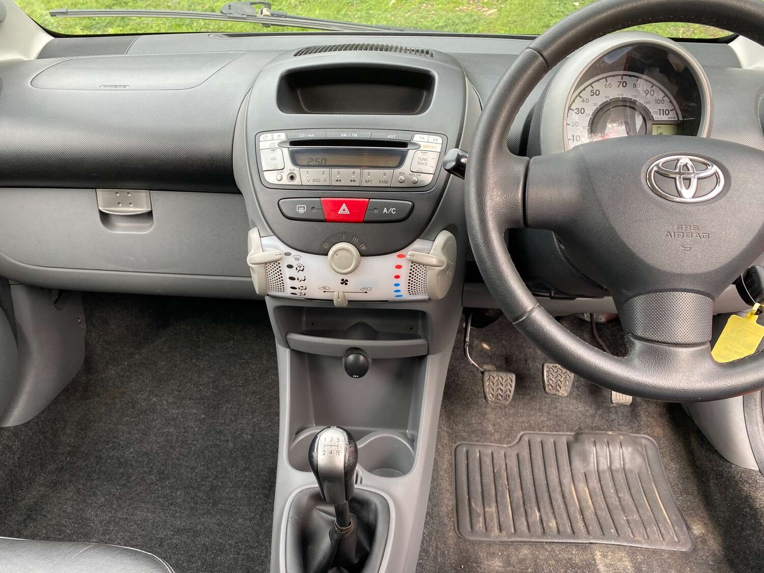 Used Toyota AYGO 2011 for sale - 78031092: Photo 16