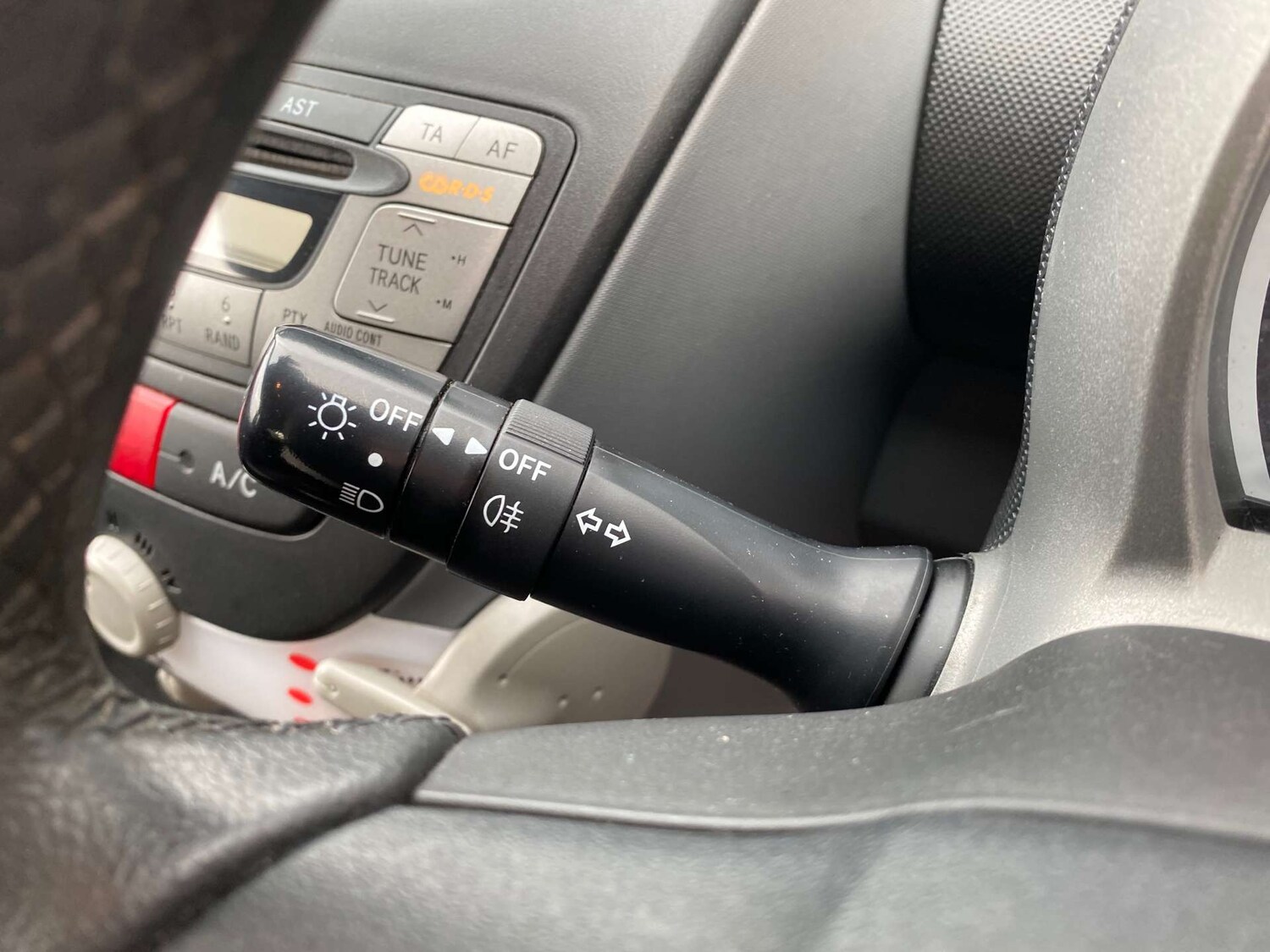 Used Toyota AYGO 2011 for sale - 78031092: Photo 21