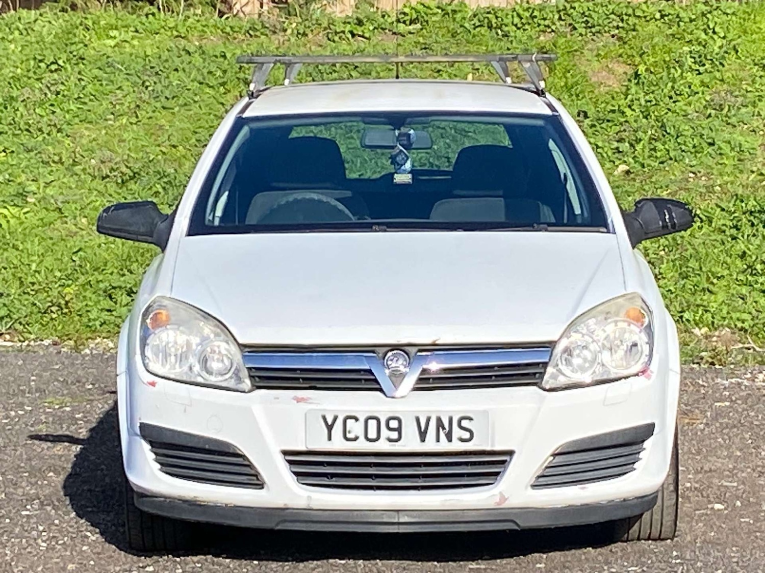 Used Vauxhall Astra 2009 for sale - 78045024: Photo 2