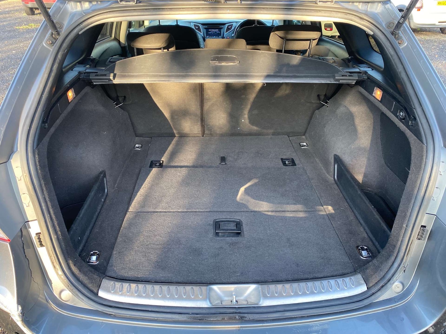 Used Hyundai i40 2012 for sale - 76830105: Photo 10