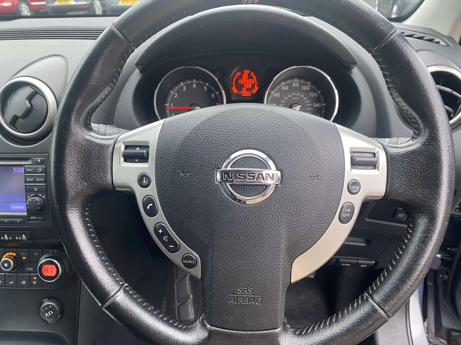 Used Nissan Qashqai 2010 for sale - 76544277: Photo 22