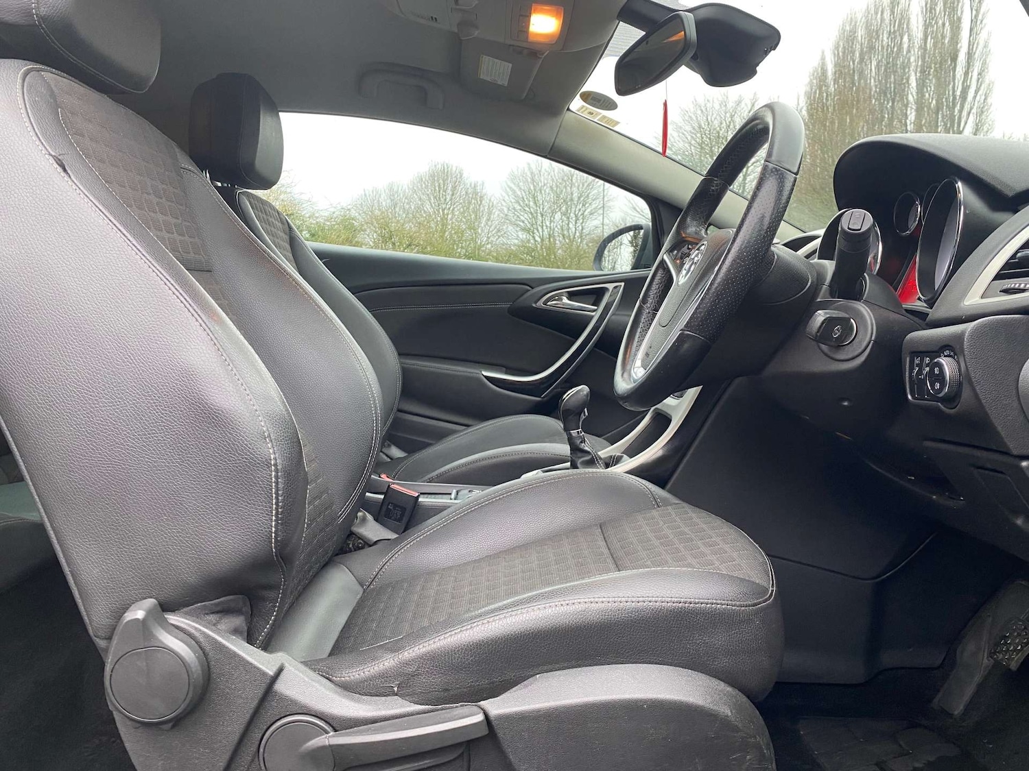 Used Vauxhall Astra 2011 for sale - 77492535: Photo 11