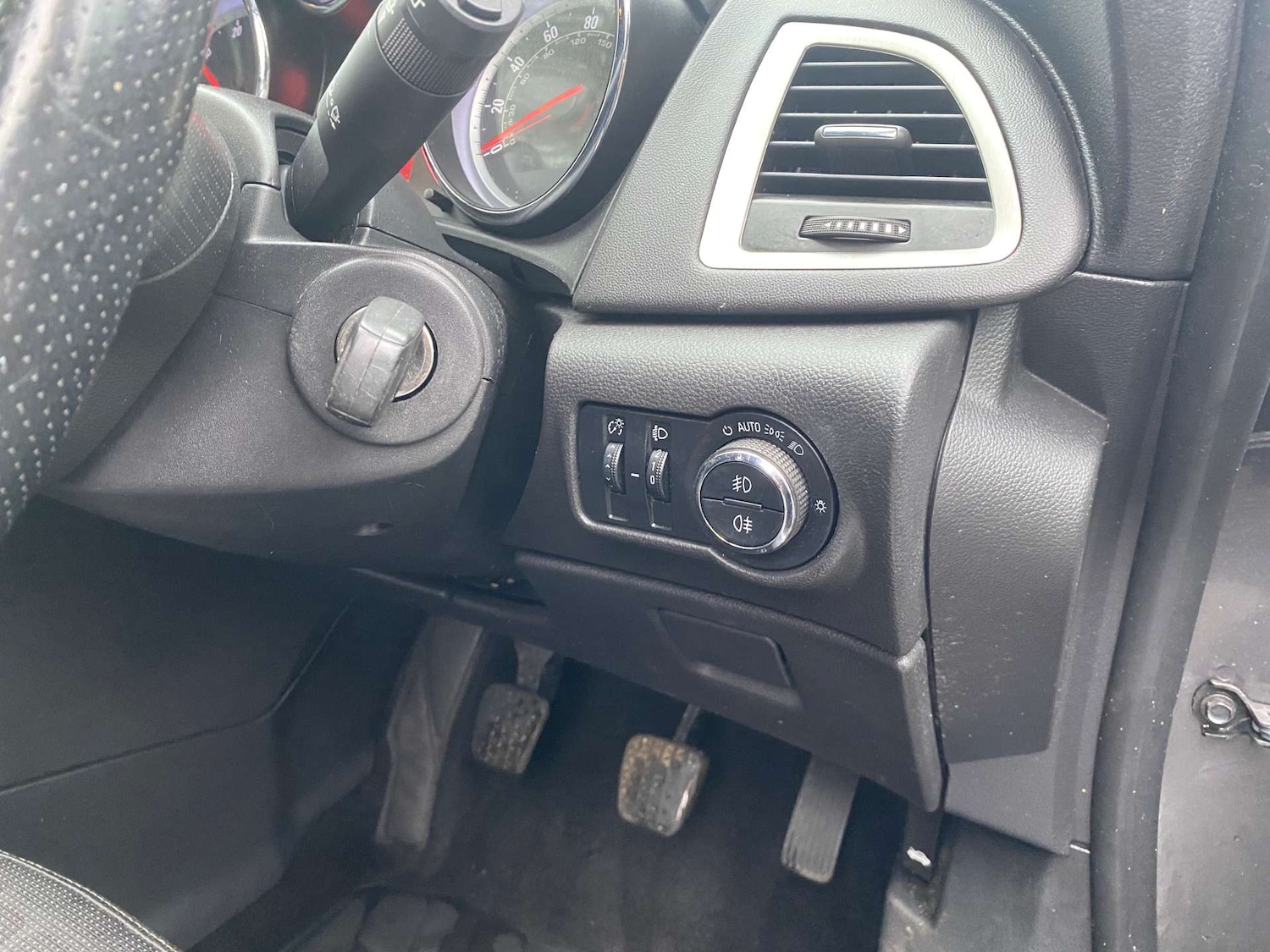 Used Vauxhall Astra 2011 for sale - 77492535: Photo 24