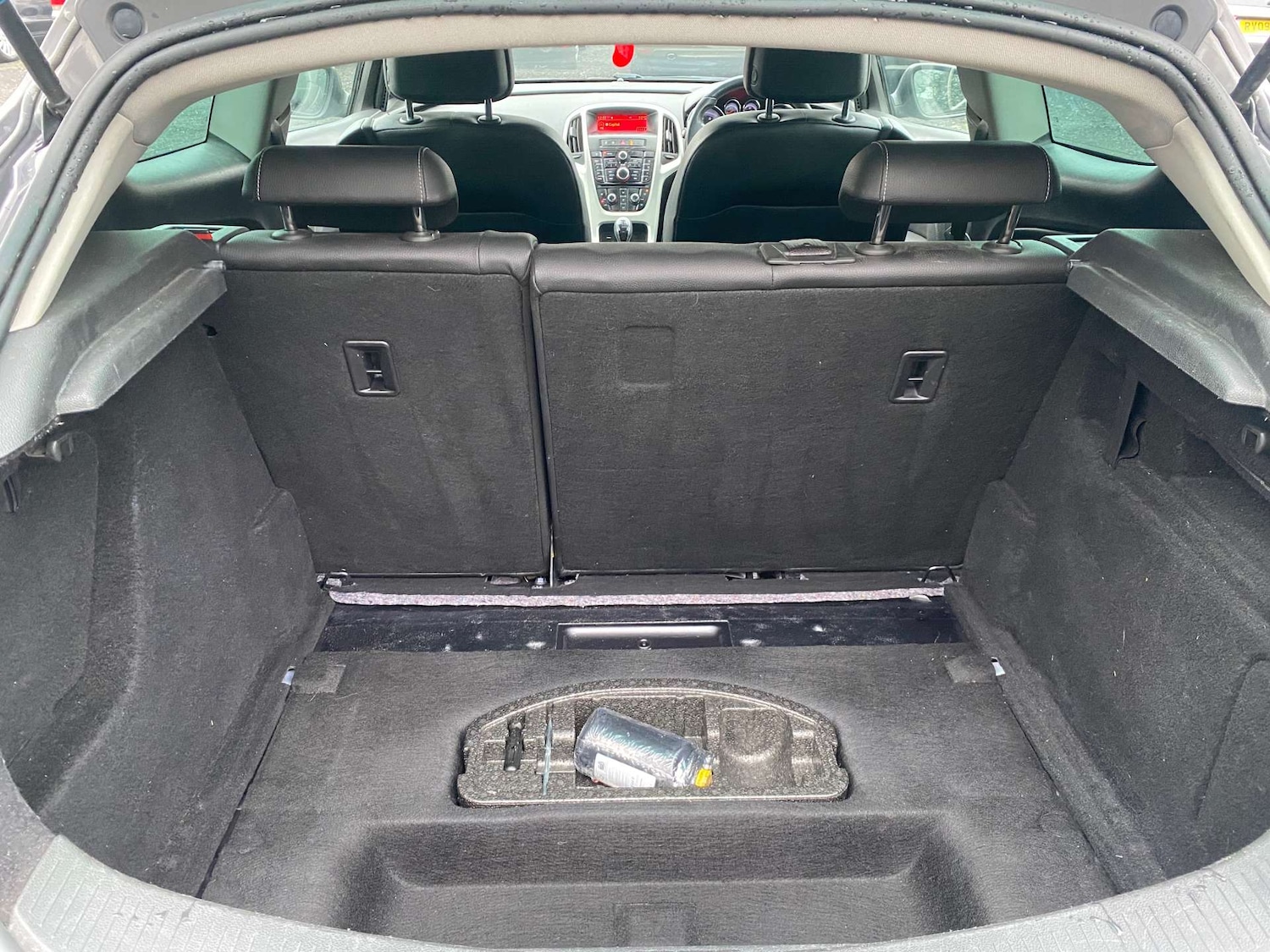 Used Vauxhall Astra 2011 for sale - 77492535: Photo 9