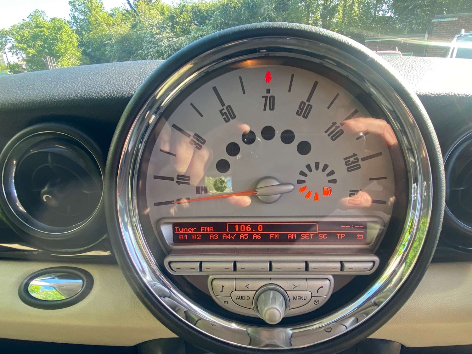 Vehicle 29