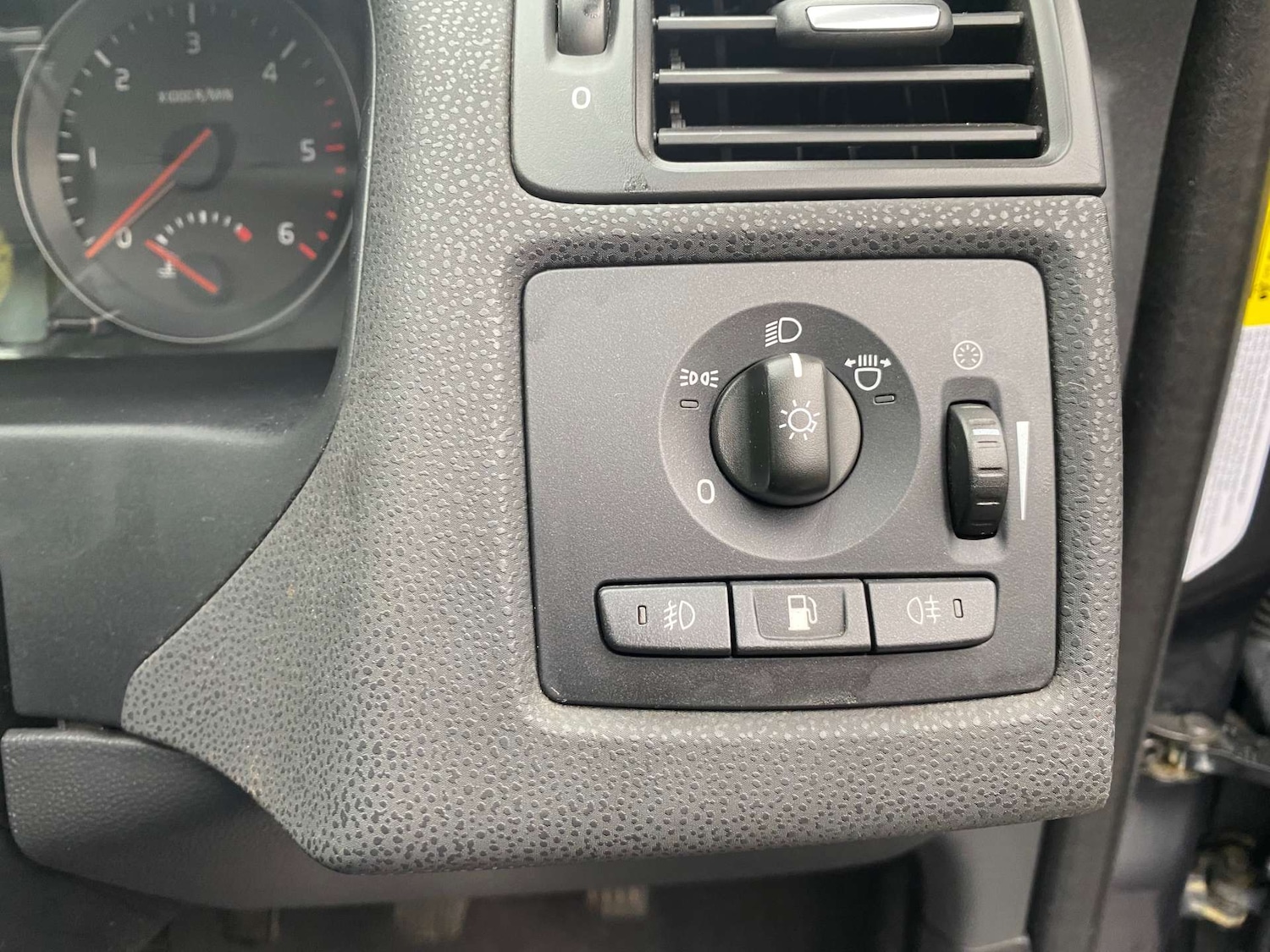 Used Volvo V50 2007 for sale - 76170871: Photo 30