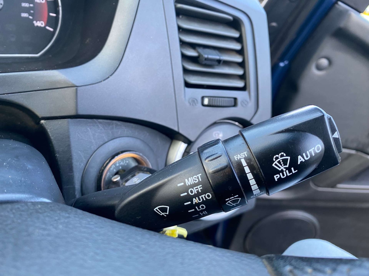 Used Ssangyong Korando Sports 2014 for sale - 76845364: Photo 24