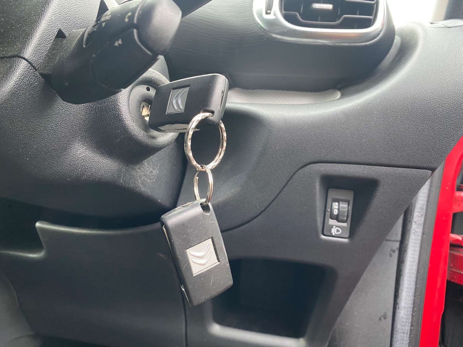 Used Citroen C3 Picasso 2016 for sale - 76971043: Photo 24