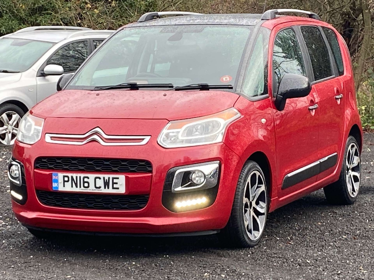 Used Citroen C3 Picasso 2016 for sale - 76971043: Photo 3