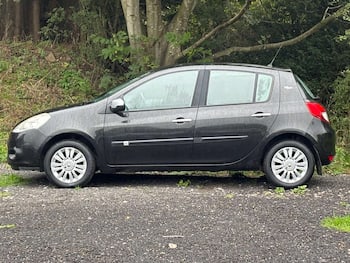 Used Renault Clio 2009 for sale - 79811309: Photo