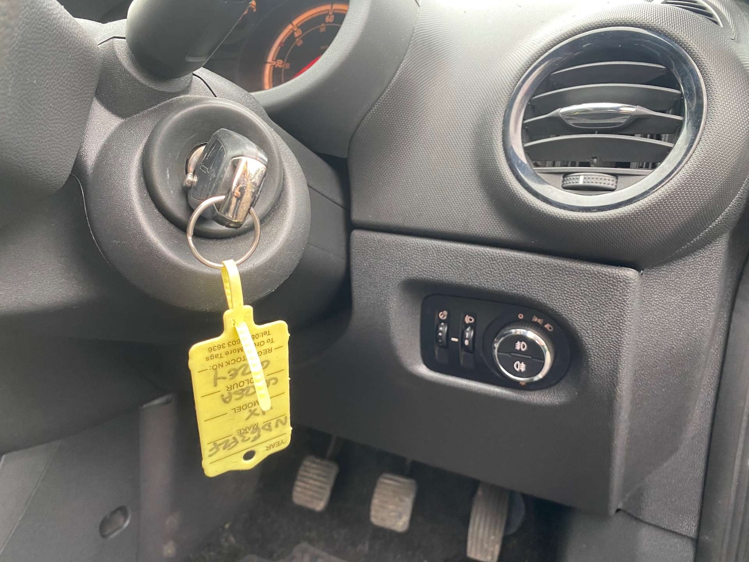 Used Vauxhall Corsa 2013 for sale - 77780987: Photo 26