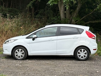 Used Ford Fiesta 2010 for sale - 79476013: Photo