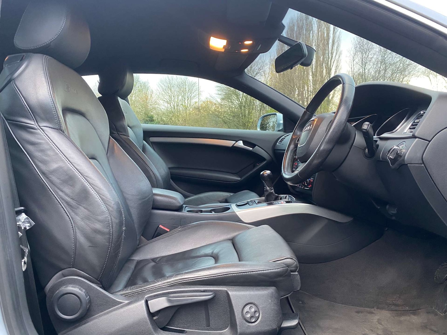 Used Audi A5 2009 for sale - 76625879: Photo 11