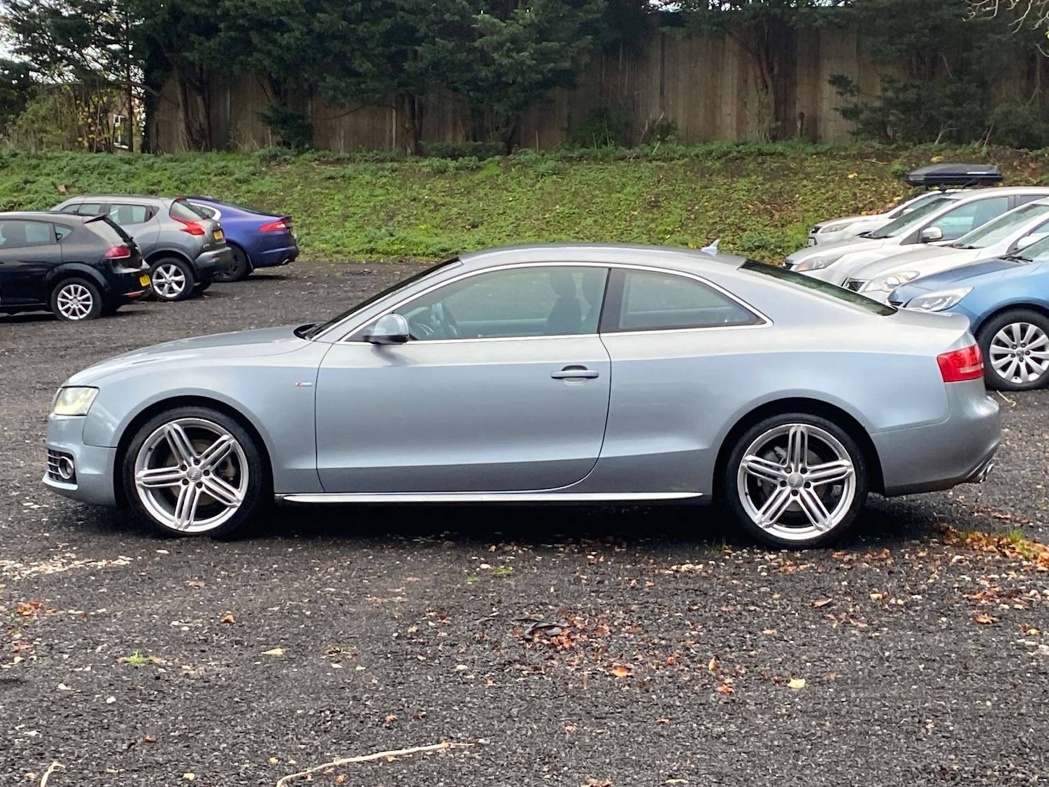 Used Audi A5 2009 for sale - 76625879: Photo 4