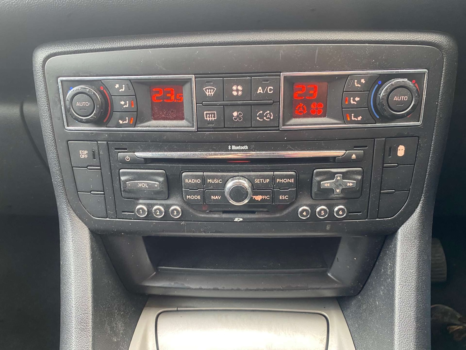 Used Citroen C5 2012 for sale - 77170368: Photo 17