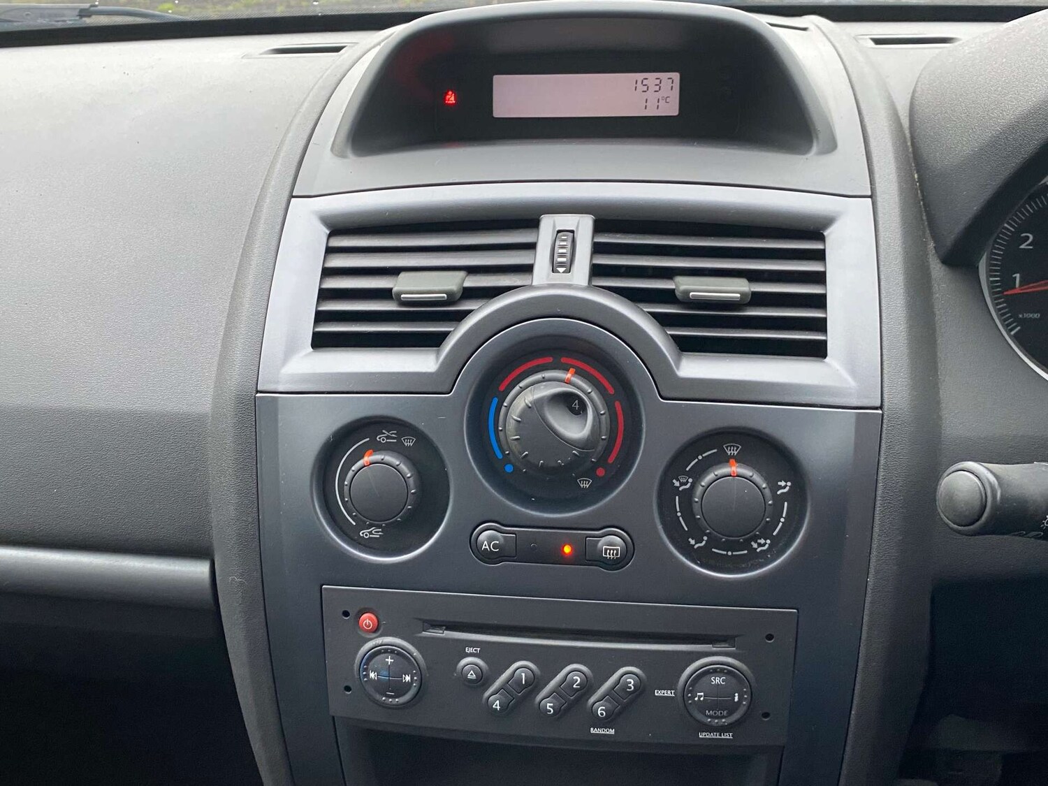 Used Renault Megane 2007 for sale - 76533594: Photo 24