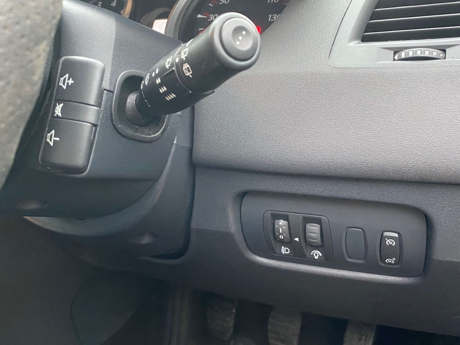 Used Renault Megane 2007 for sale - 76533594: Photo 25