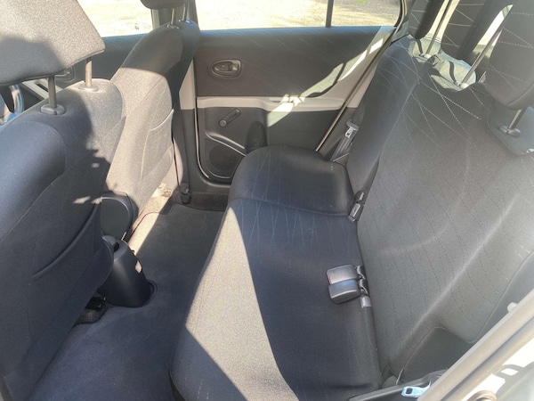 Used Toyota Yaris 2006 for sale - 76210003: Photo 22