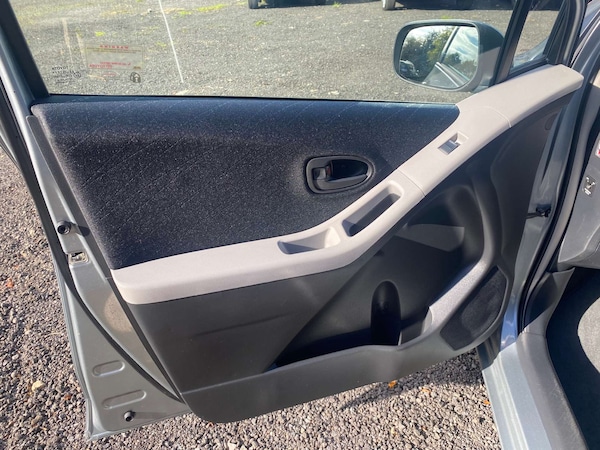 Used Toyota Yaris 2006 for sale - 76210003: Photo 25