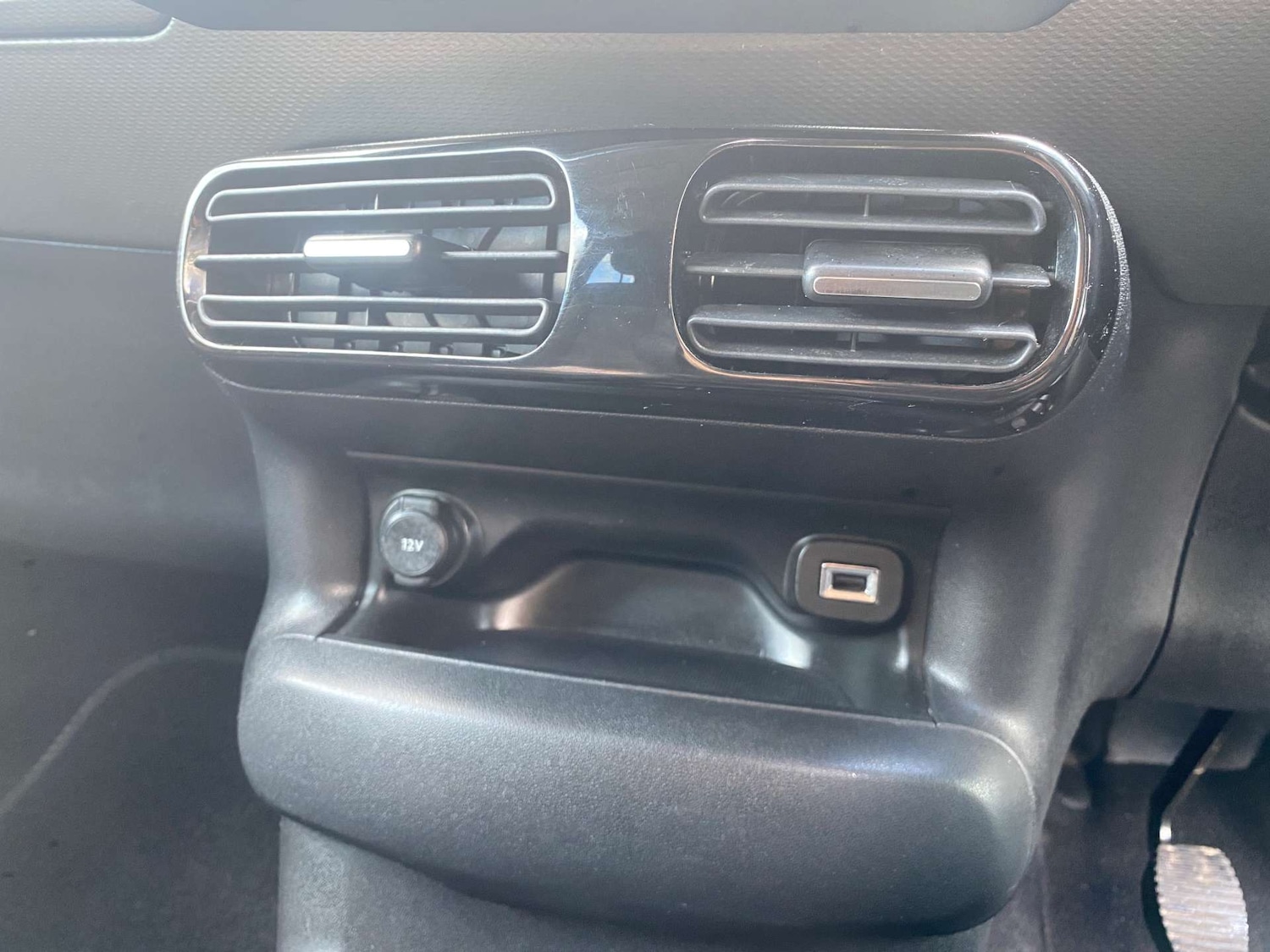 Used Citroen C4 Cactus 2015 for sale - 78078289: Photo 20