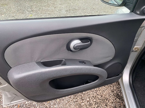 Used Nissan Micra 2006 for sale - 76266385: Photo 22