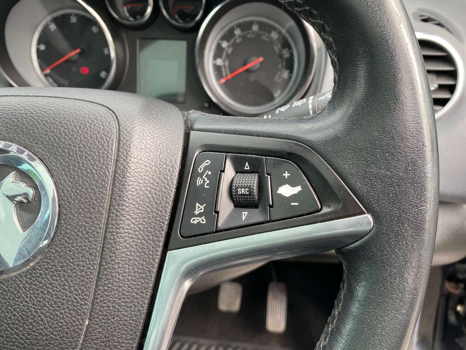 Used Vauxhall Meriva 2011 for sale - 77950417: Photo 24