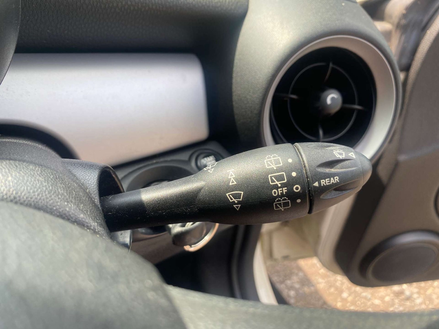 Used MINI Hatch 2010 for sale - 77937229: Photo 24