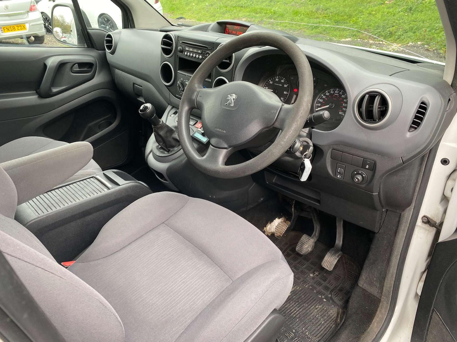 Used Peugeot Partner 2014 for sale - 78000725: Photo 16