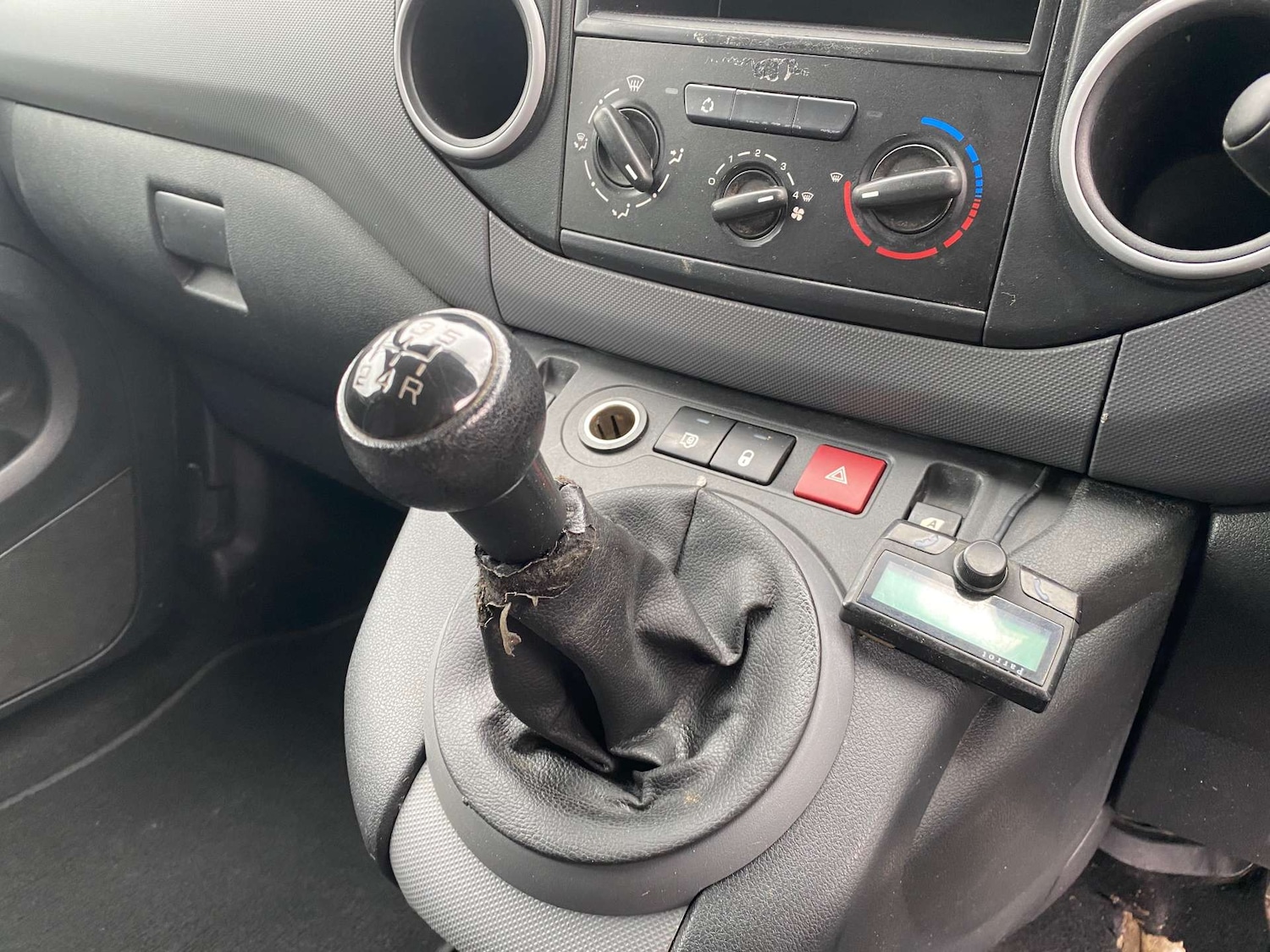 Used Peugeot Partner 2014 for sale - 78000725: Photo 21