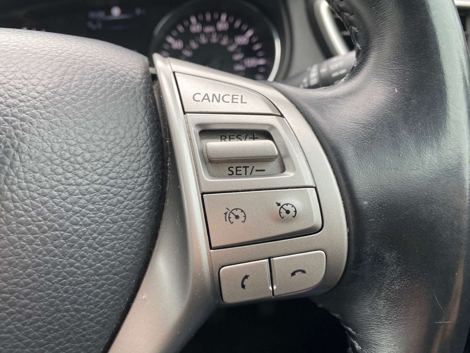 Used Nissan Qashqai 2014 for sale - 77780948: Photo 23