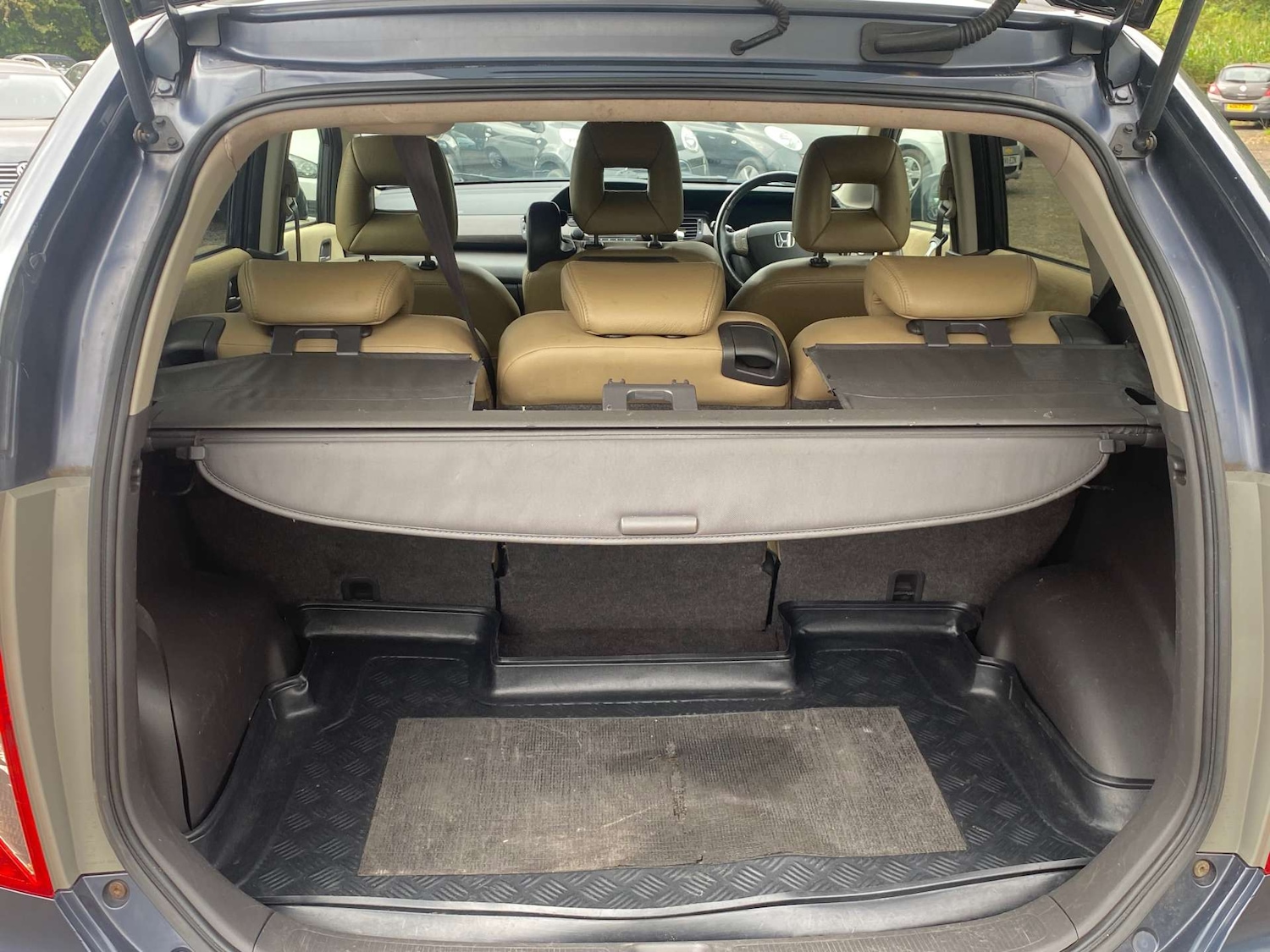 Used Honda FR-V 2008 for sale - 77235349: Photo 10