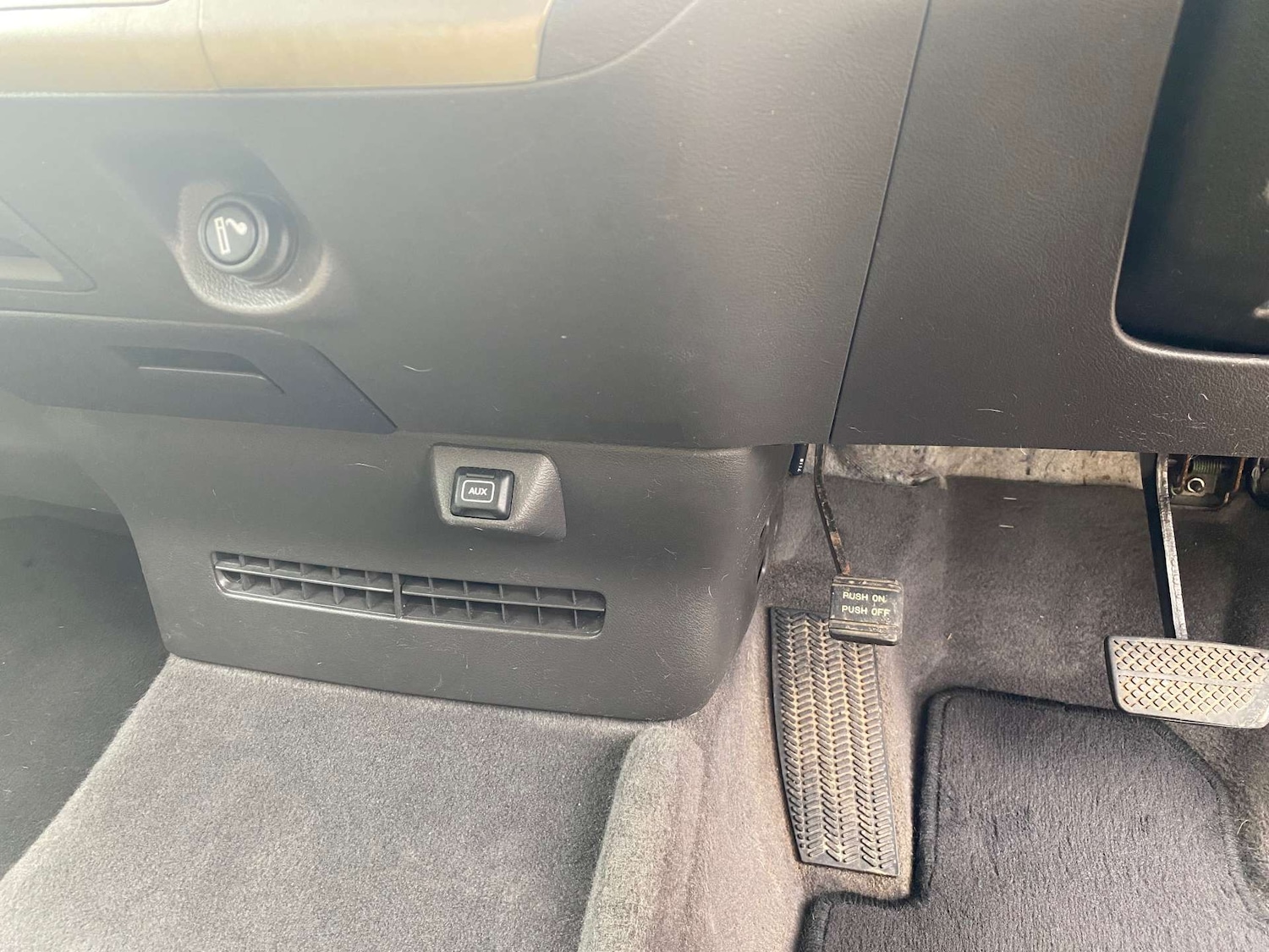 Used Honda FR-V 2008 for sale - 77235349: Photo 24