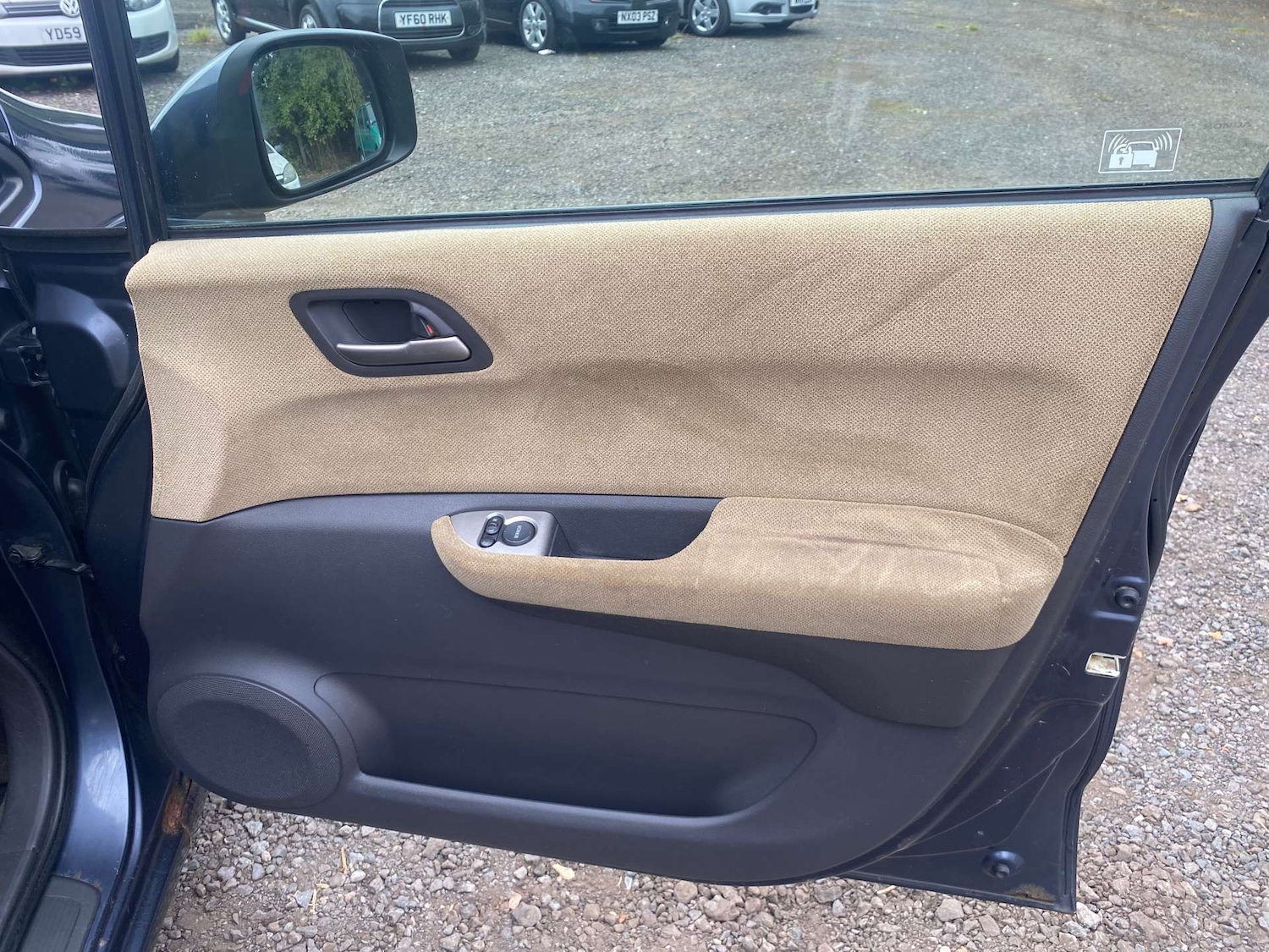 Used Honda FR-V 2008 for sale - 77235349: Photo 36