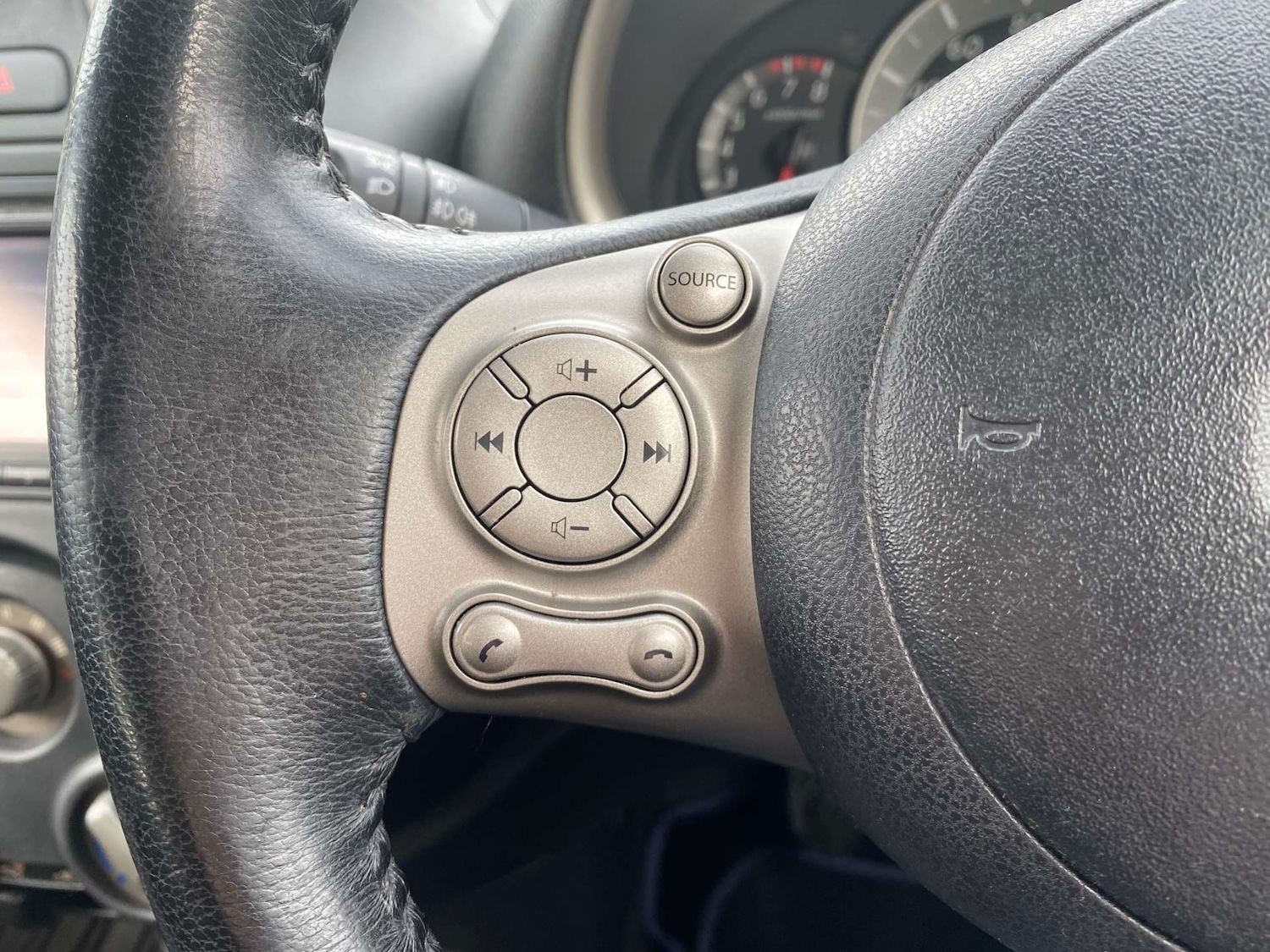 Used Nissan Micra 2012 for sale - 77701594: Photo 23