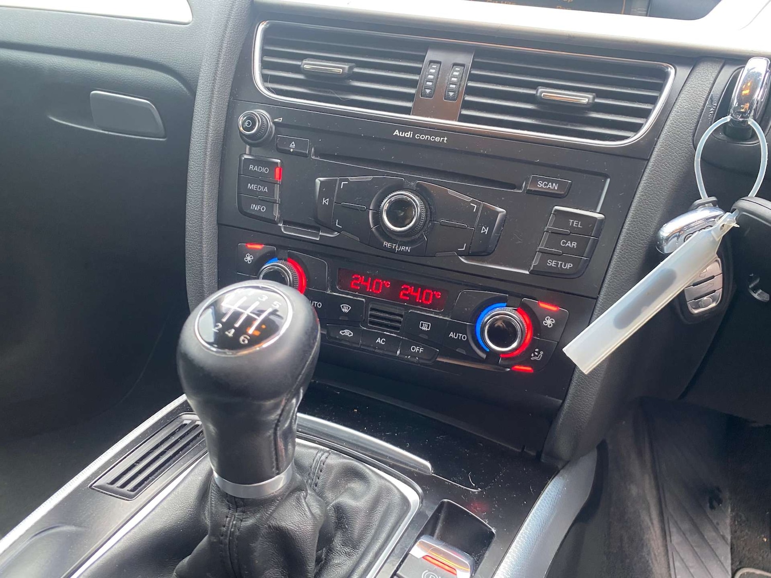 Used Audi A4 2009 for sale - 77025220: Photo 15