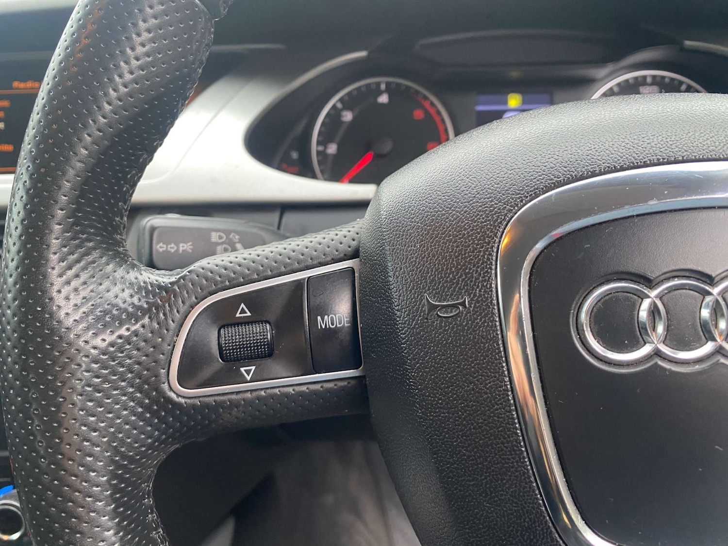 Used Audi A4 2009 for sale - 77025220: Photo 18