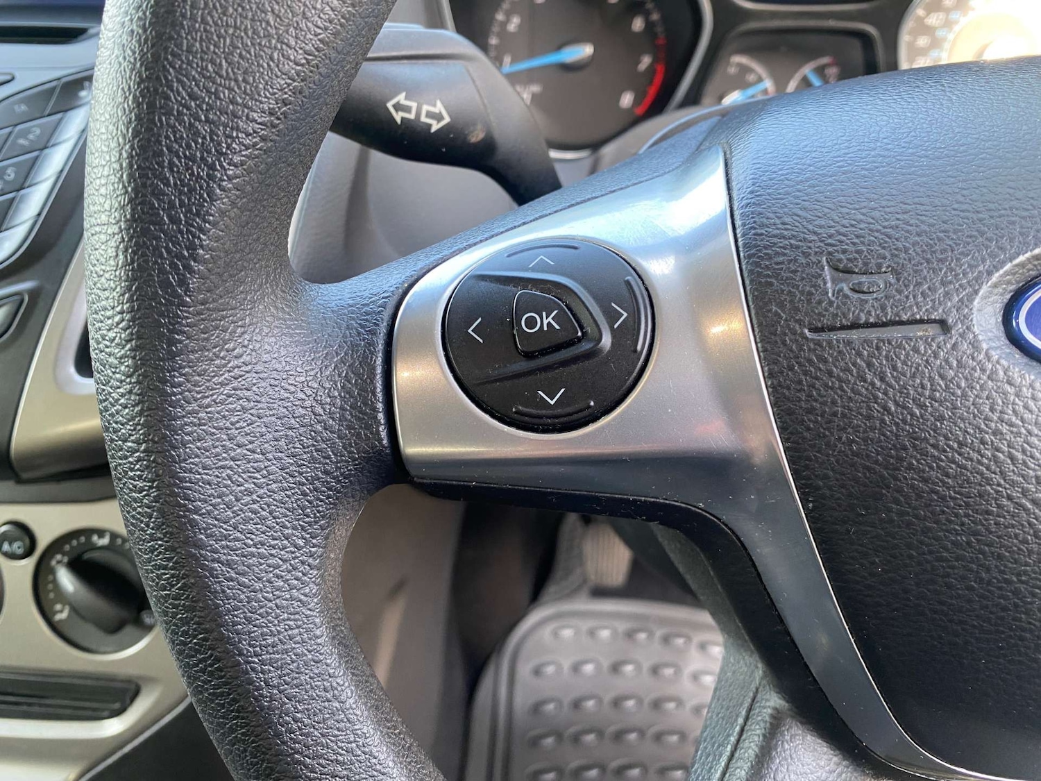 Used Ford Focus 2011 for sale - 77937320: Photo 25