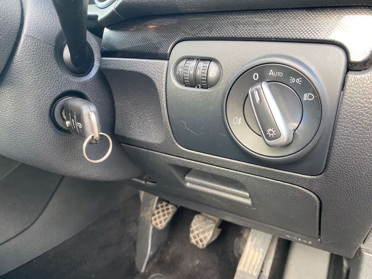 Used Volkswagen Golf 2010 for sale - 78016432: Photo 21