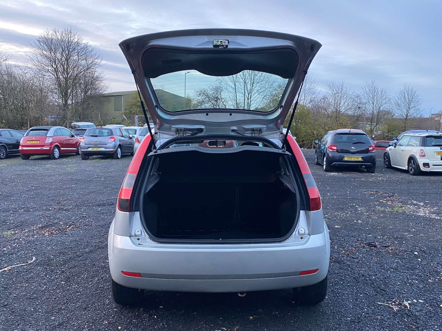 Used Ford Fiesta 2003 for sale - 76654044: Photo 10