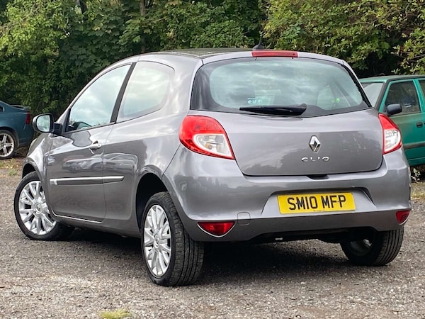Used Renault Clio 2010 for sale - 75716850: Photo 5